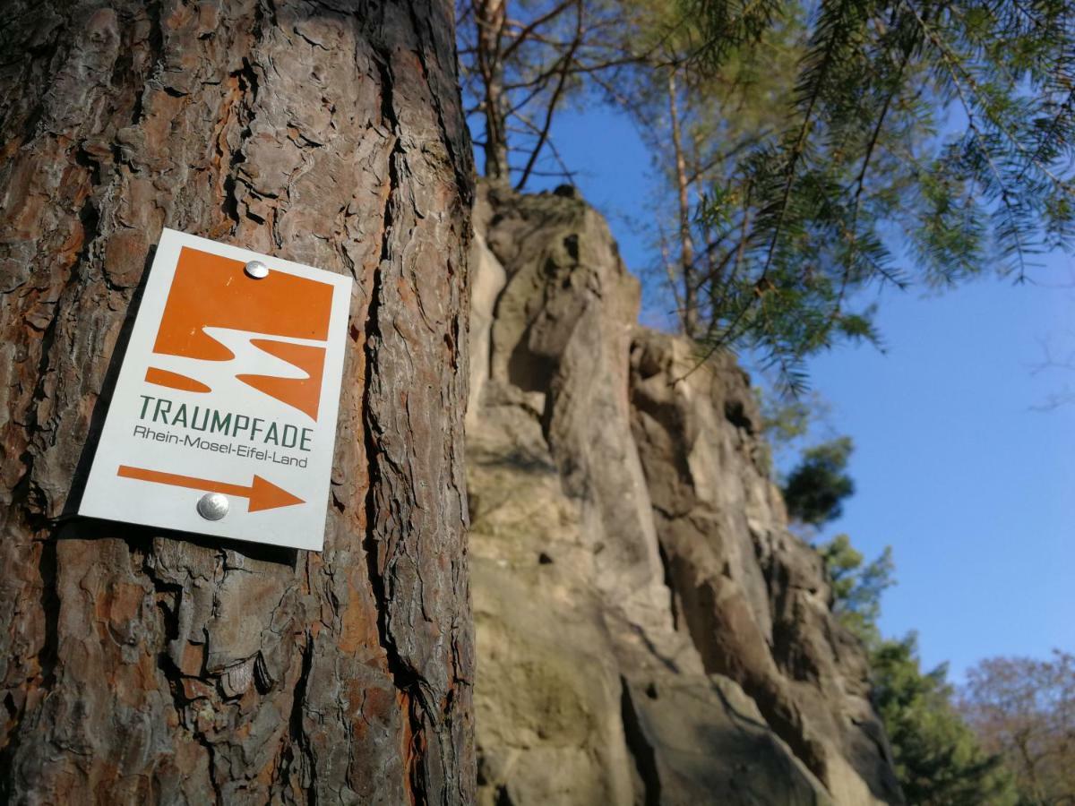 Wandertraum Johann - Fewo Eifel Kruft Exterior photo